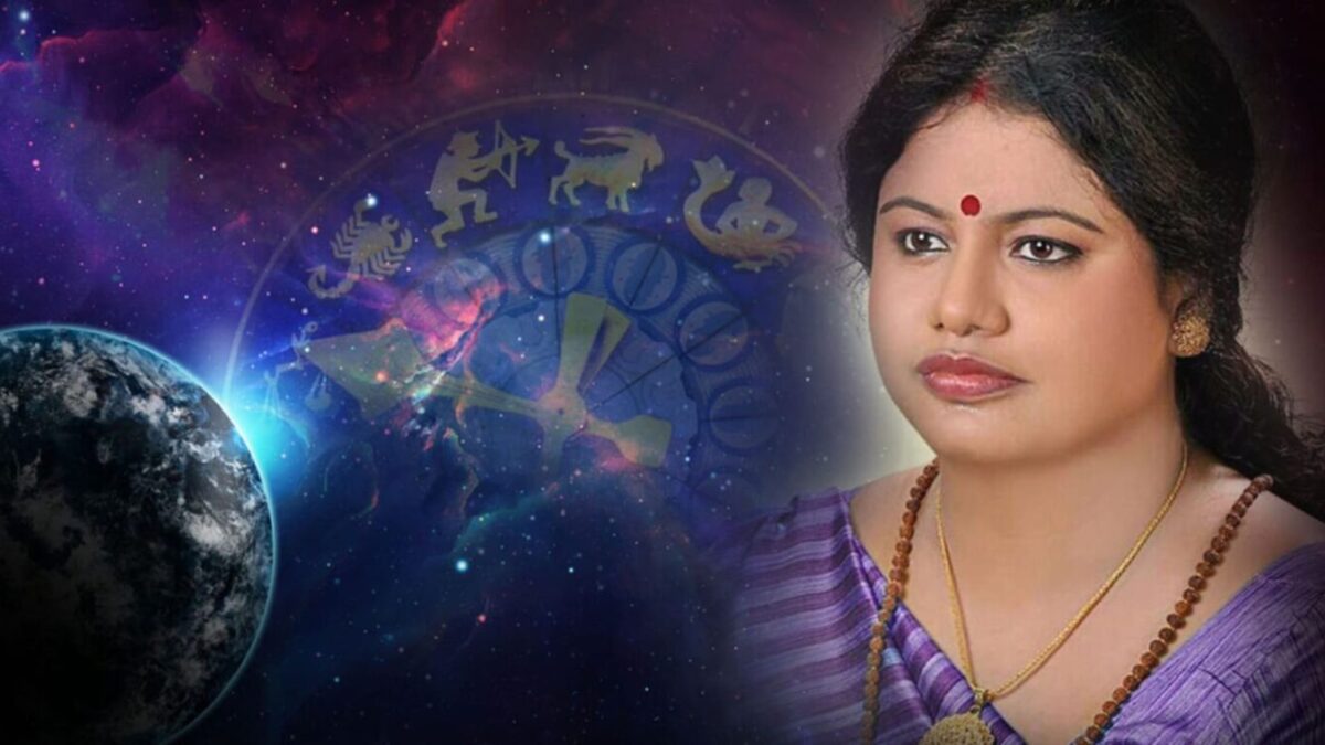 Stargazing with Kolkata’s Best Female Astrologer: Charting Destiny’s Course