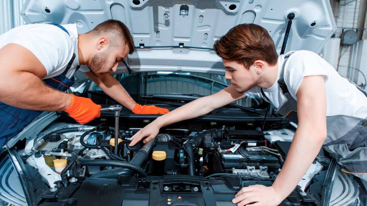 How to Choose the Right Professional Motor Body Repair Shop?