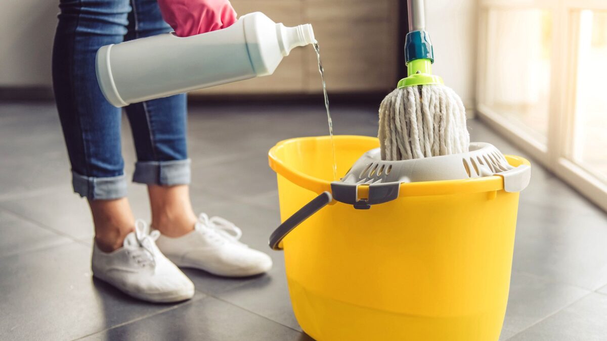 From Chaos to Clean: The Ultimate Exit Cleaning Survival Guide